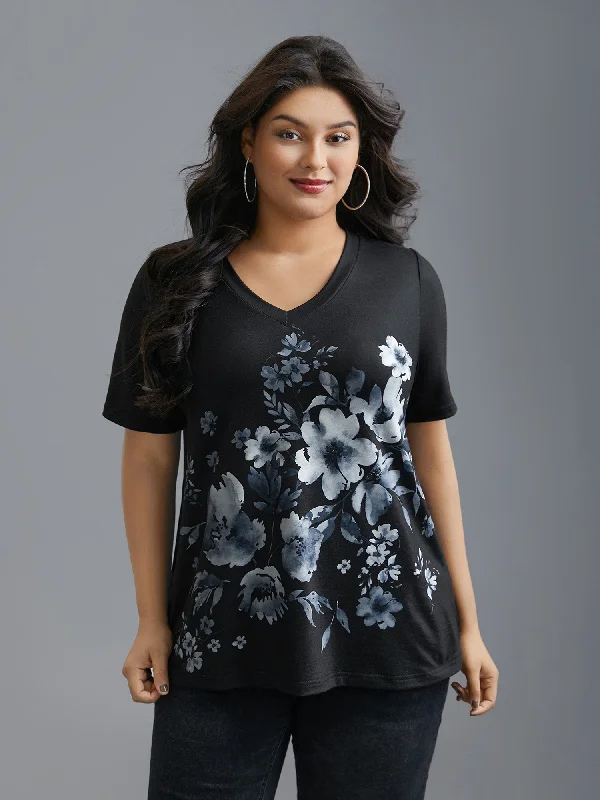 women's tops for those who value both quality and affordabilityV-Neck Floral Print Fitted T-Shirt