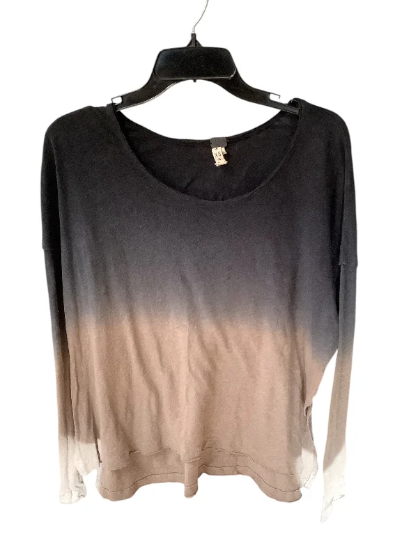 women's tops with cold-shoulder cutsTop Long Sleeve By We The Free In Grey, Size: Xs