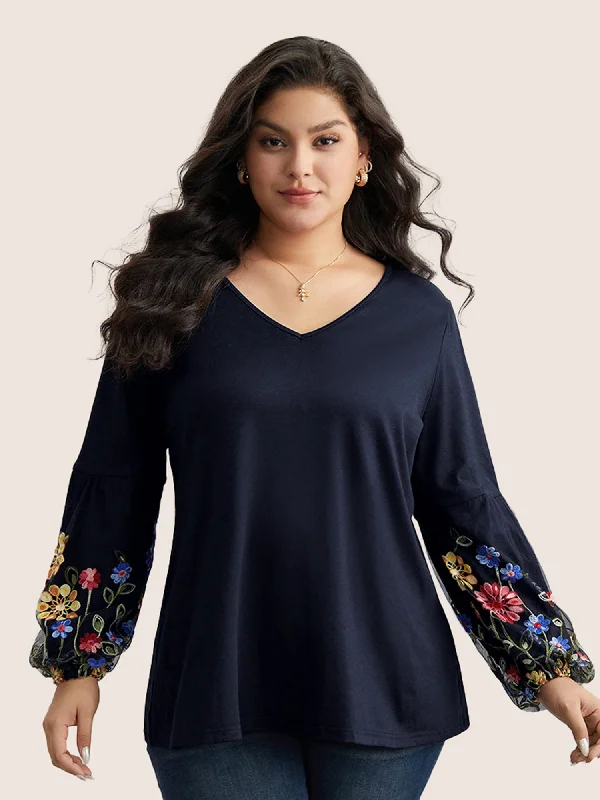 women's tops for those who want to add a touch of elegance and sophistication to their everyday wearFloral Embroidered Lantern Sleeve T-shirt