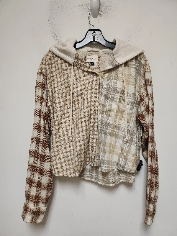 women's tops for those who want to wear pieces that are both functional and fashionableTop Long Sleeve By American Eagle In Plaid Pattern, Size: M