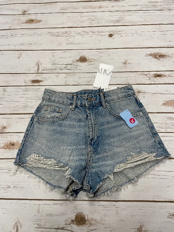 women's flared shortsShorts By Zara In Blue Denim, Size: 4