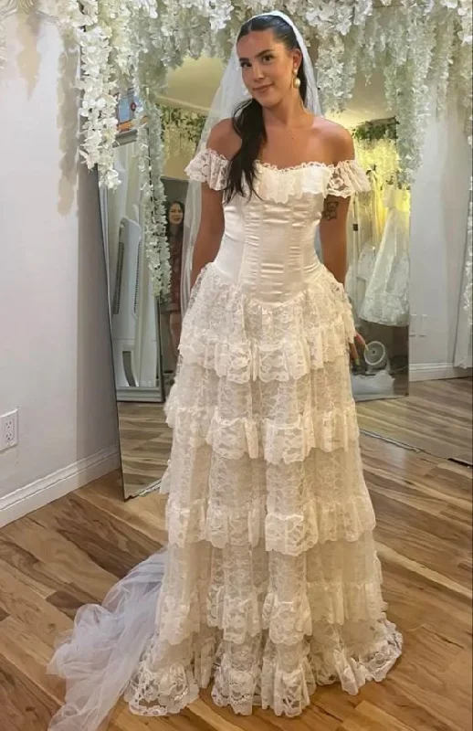 Empire DressElegant Ivory Off Shoulder A-Line Lace Tiered Long Wedding Dress, MD7918