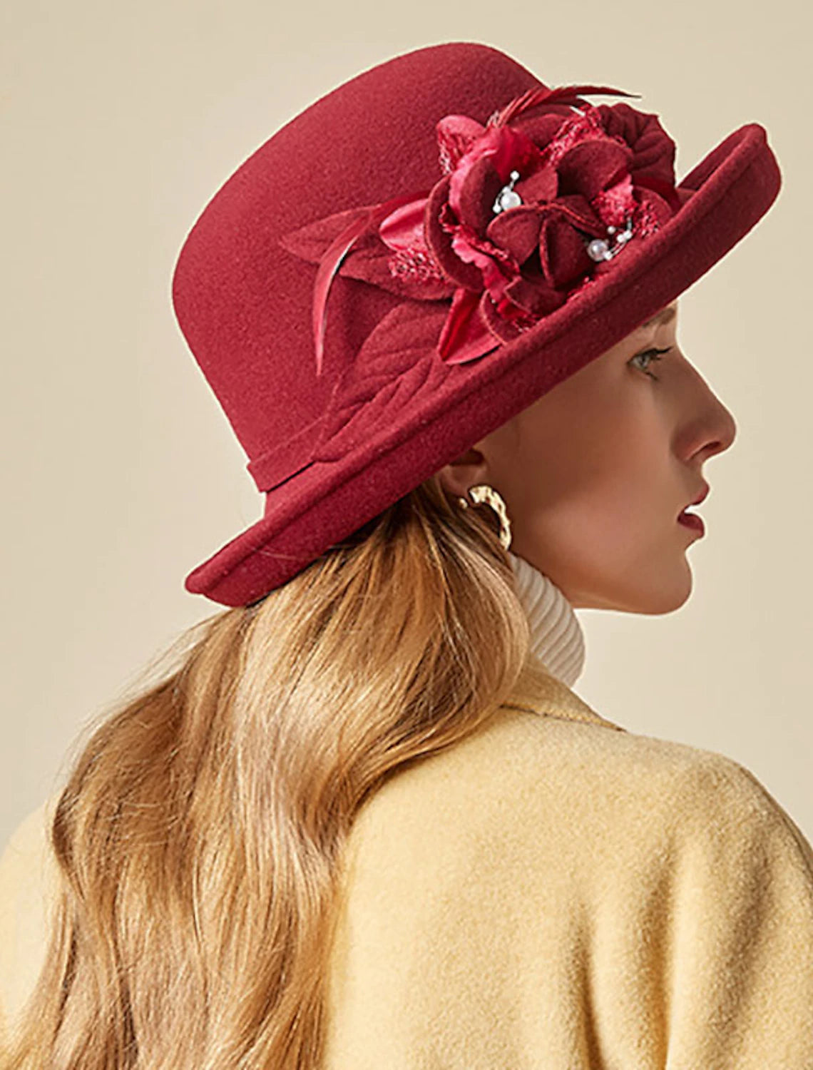 Evening DressDingJiDress Blend Bowler / Cloche Hat Bucket Hat Fedora Hat Kentucky Derby Cocktail Royal Astcot Fall Wedding Elegant With Feather Appliques Headpiece