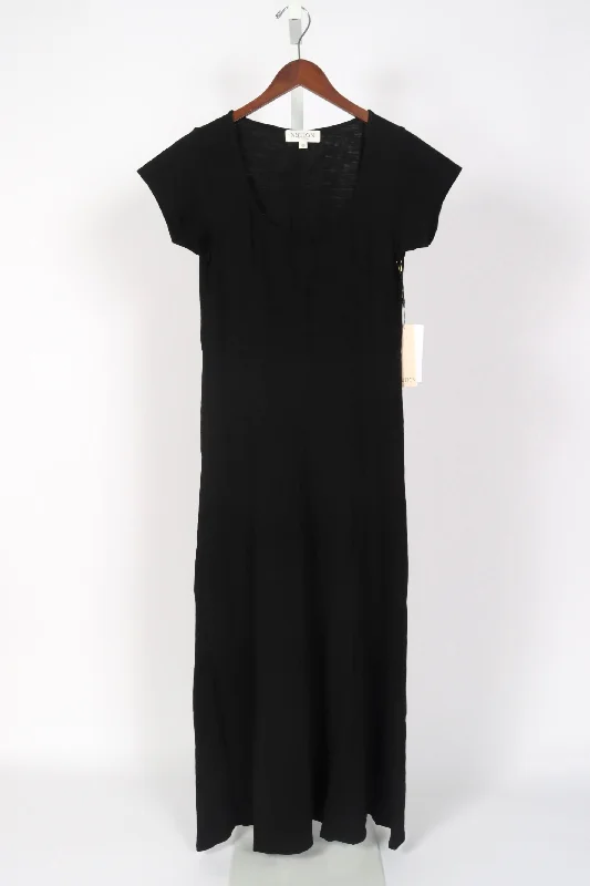 Plunging Neckline DressMariana Round Neck Dress - Jet Black