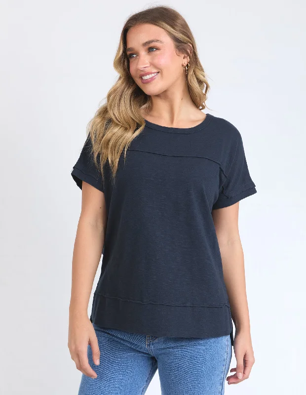 women's tops for those who want to add a personal touch to their wardrobe with unique and one-of-a-kind piecesFoxwood Allison Tee Navy