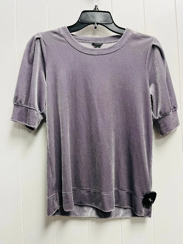 breathable women's tops for summerTop Short Sleeve By Ann Taylor In Grey, Size: Xs