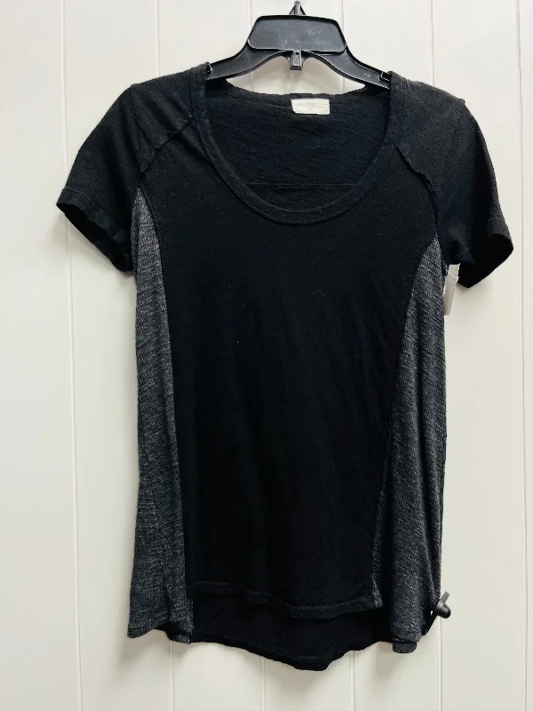 women's tops for those who value both quality and affordabilityTop Short Sleeve By T.la In Black, Size: Xs