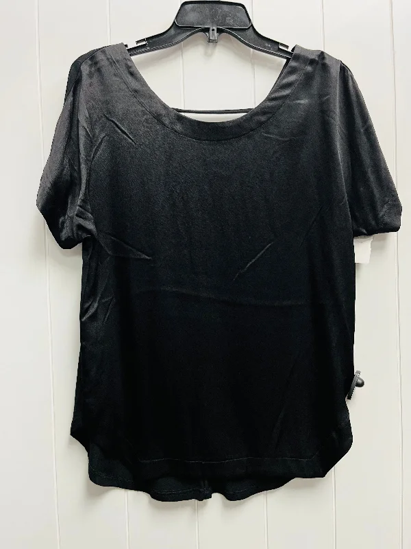 women's tops for those who want to add a touch of elegance and sophistication to their everyday wearTop Short Sleeve By White House Black Market In Blue, Size: Xs