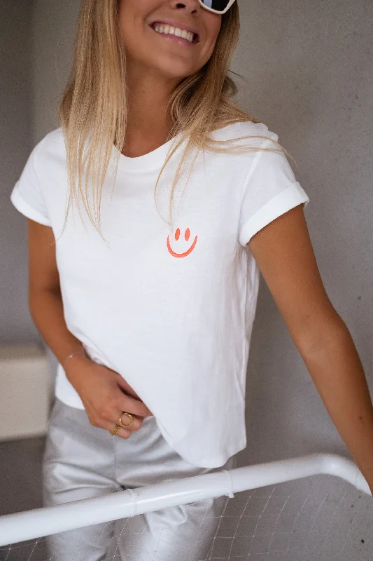 women's tops for those who prefer classic over trendy stylesWhite Smiley T-Shirt